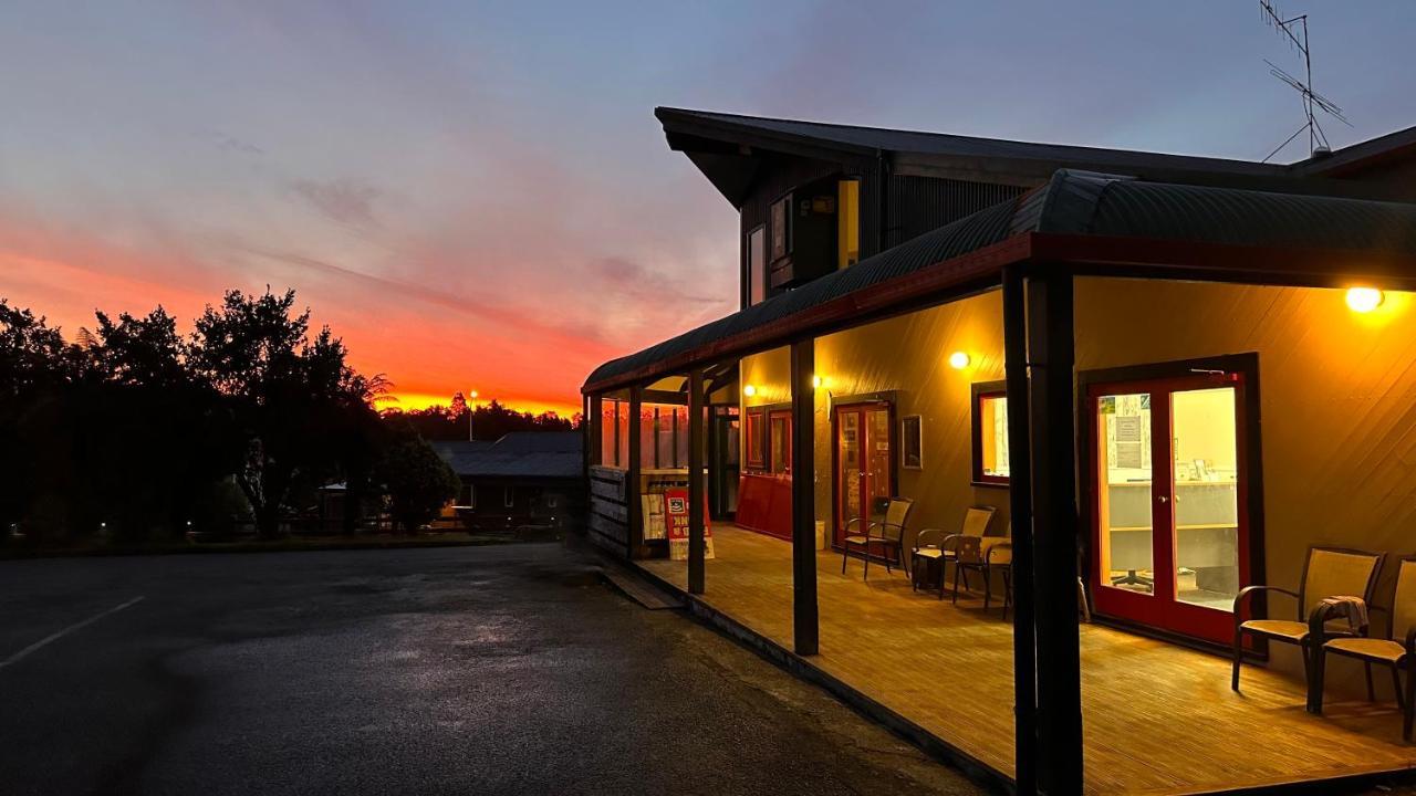 Fox Glacier Jade Hotel Exterior photo